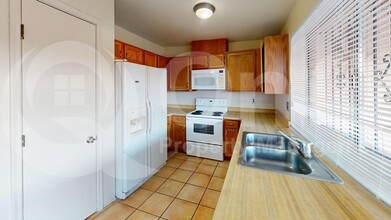 2749 S Pace E Dr in Tucson, AZ - Building Photo - Building Photo