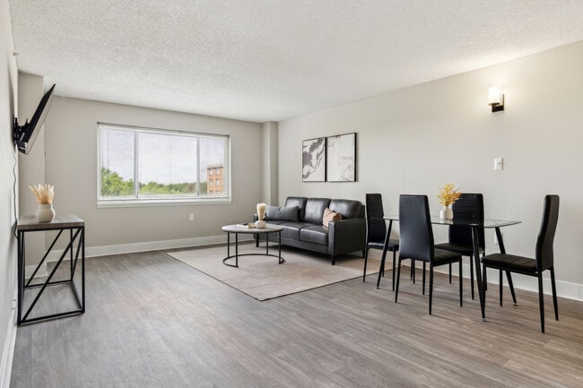 property at 1711 Bellevue Ave