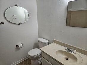 310 Redwood Ave in Niceville, FL - Building Photo - Building Photo
