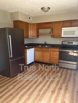 2577 Sandbury Blvd in Columbus, OH - Building Photo