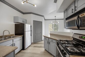 5525 Flamingo in Las Vegas, NV - Building Photo - Building Photo