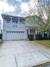 1042 Tulloch Dr in Tracy, CA - Building Photo - Building Photo