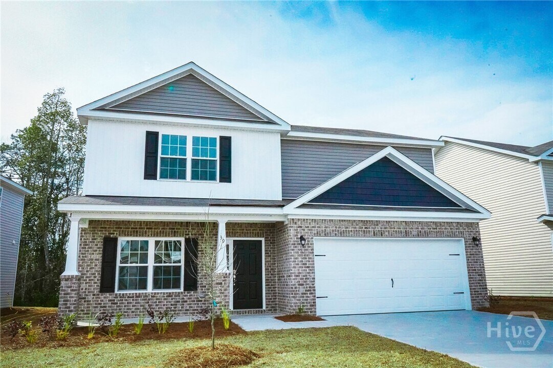39 Sago Palm Wy in Bloomingdale, GA - Building Photo