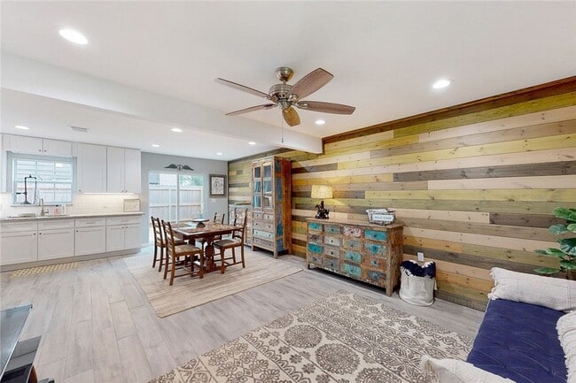 513 Boyett St, Unit 1 in College Station, TX - Building Photo - Building Photo