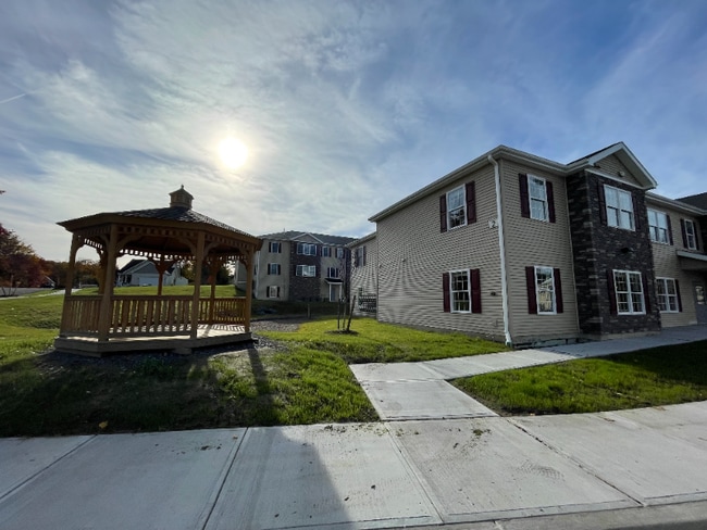 540 Northend Dr in Schenectady, NY - Building Photo - Building Photo