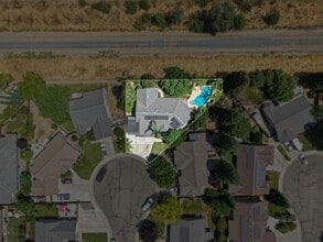 687 Glenn View Ct in Exeter, CA - Building Photo - Building Photo