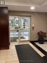 480 McLevin Ave in Toronto, ON - Building Photo - Building Photo