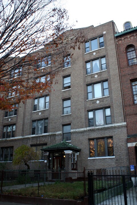 1962 University Ave in Bronx, NY - Foto de edificio