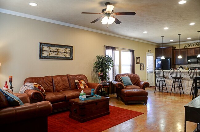 3369 Keefer Loop in College Station, TX - Building Photo - Building Photo