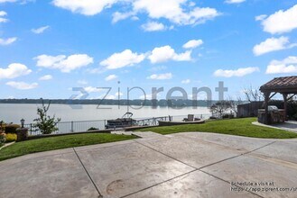 3998 Chiavari Way in Manteca, CA - Building Photo - Building Photo