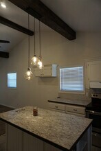 2114 24th St in Lubbock, TX - Building Photo - Building Photo