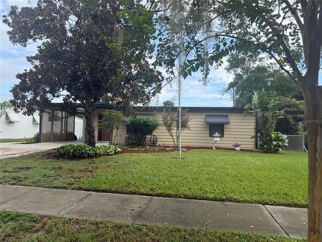 property at 421 Kentia Rd