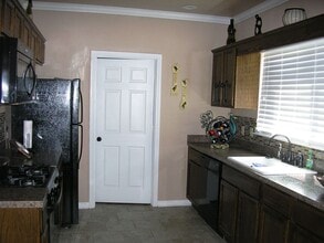 9001 Colonel Glenn Rd in Little Rock, AR - Building Photo - Building Photo