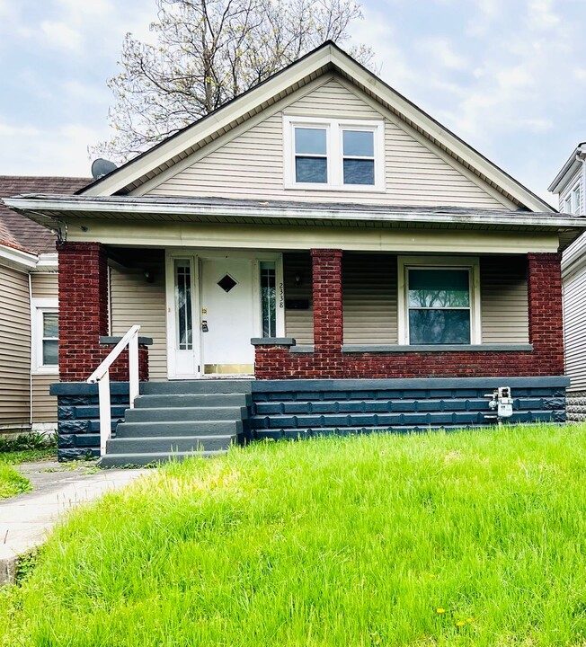 2338 Grand Ave in Louisville, KY - Building Photo