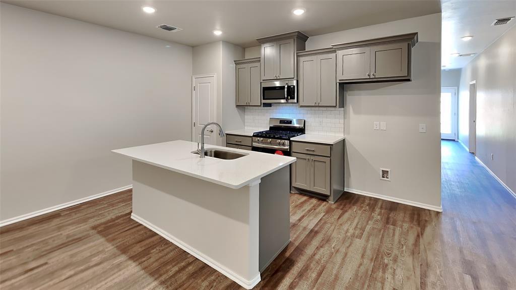 12529 Florence Ln in Yukon, OK - Building Photo