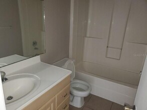 2132 St Marteen Ct in Kissimmee, FL - Building Photo - Building Photo