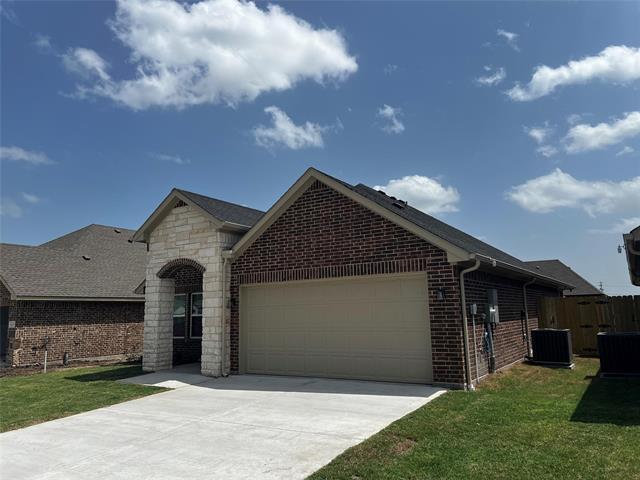 603 Moseley Ln in Greenville, TX - Building Photo - Building Photo