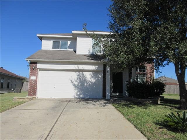 property at 19107 Hemington Cir