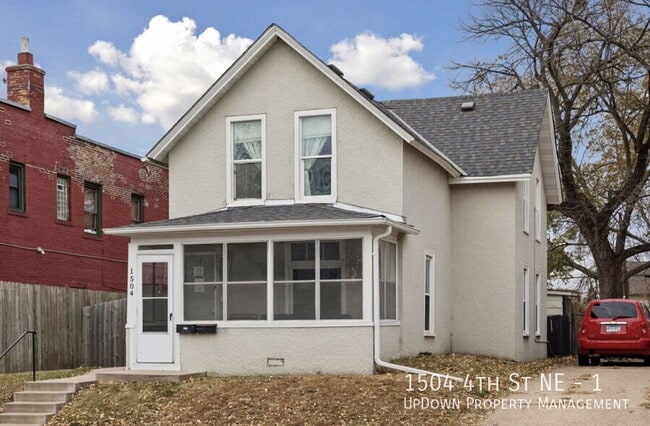 1504 4th St NE in Minneapolis, MN - Foto de edificio - Building Photo