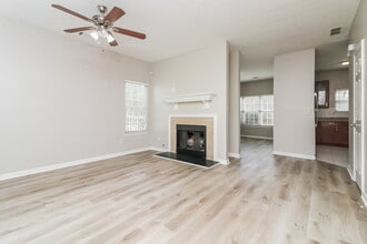 2710 Park Ave in Austell, GA - Foto de edificio - Building Photo