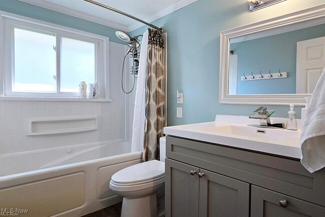 property at 3772 Commodore Cove W
