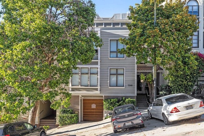 property at 1268 Lombard St