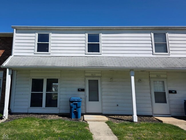 property at 3823 Biscayne Rd