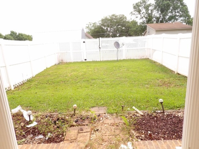 124 Jasmine Cir in Enterprise, AL - Building Photo - Building Photo
