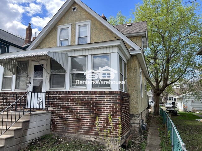 property at 1035 20th Ave SE