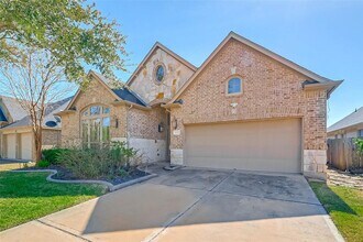 5422 Linden Rose Ln in Sugar Land, TX - Building Photo - Building Photo