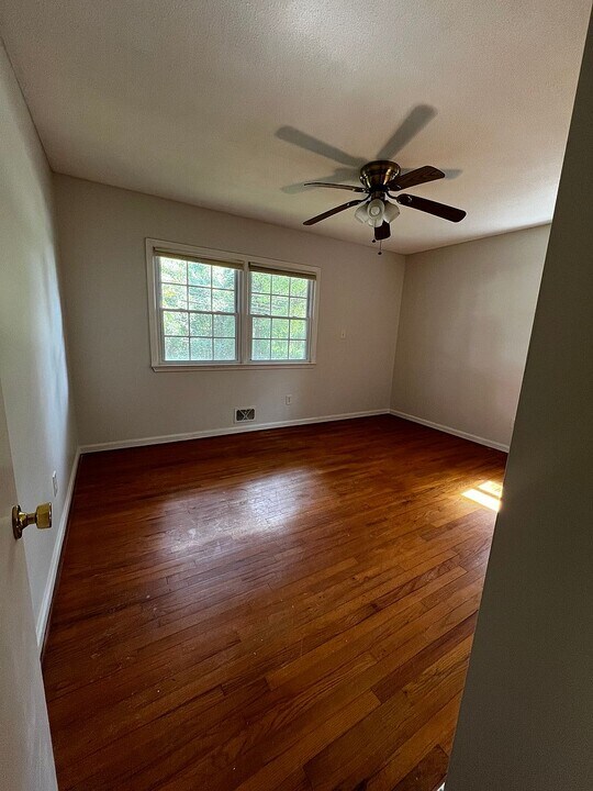 109 Calton Dr in Gaffney, SC - Building Photo