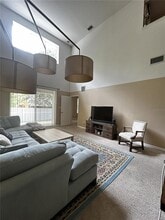 94 Chippendale Terrace in Oviedo, FL - Building Photo - Building Photo