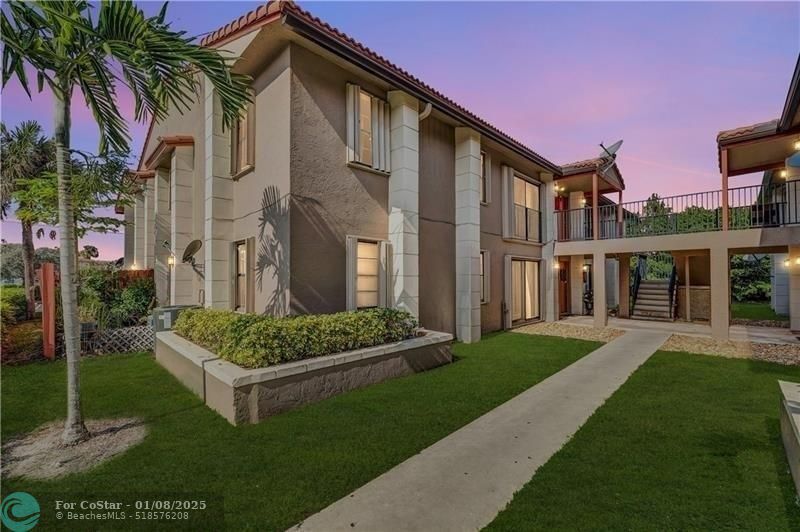 3291 Coral Ridge Dr in Coral Springs, FL - Foto de edificio