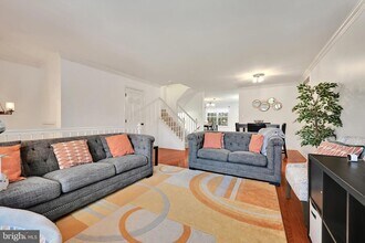 106 Brookside Dr in Downingtown, PA - Building Photo - Building Photo