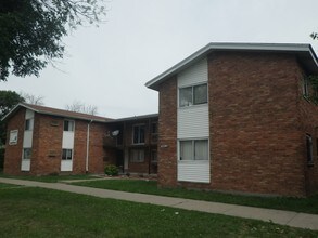 10420 Whittier St in Detroit, MI - Foto de edificio - Building Photo