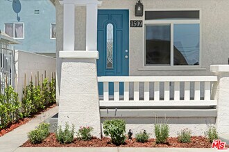 1509 W 50th St in Los Angeles, CA - Building Photo - Building Photo