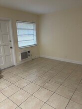 826 NE 16th St in Fort Lauderdale, FL - Building Photo - Building Photo