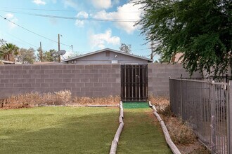 541 W Melrose Dr in Casa Grande, AZ - Building Photo - Building Photo