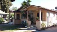 4512 E 57th St in Maywood, CA - Foto de edificio - Building Photo