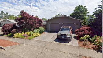 1981 Margaret St in Eugene, OR - Building Photo