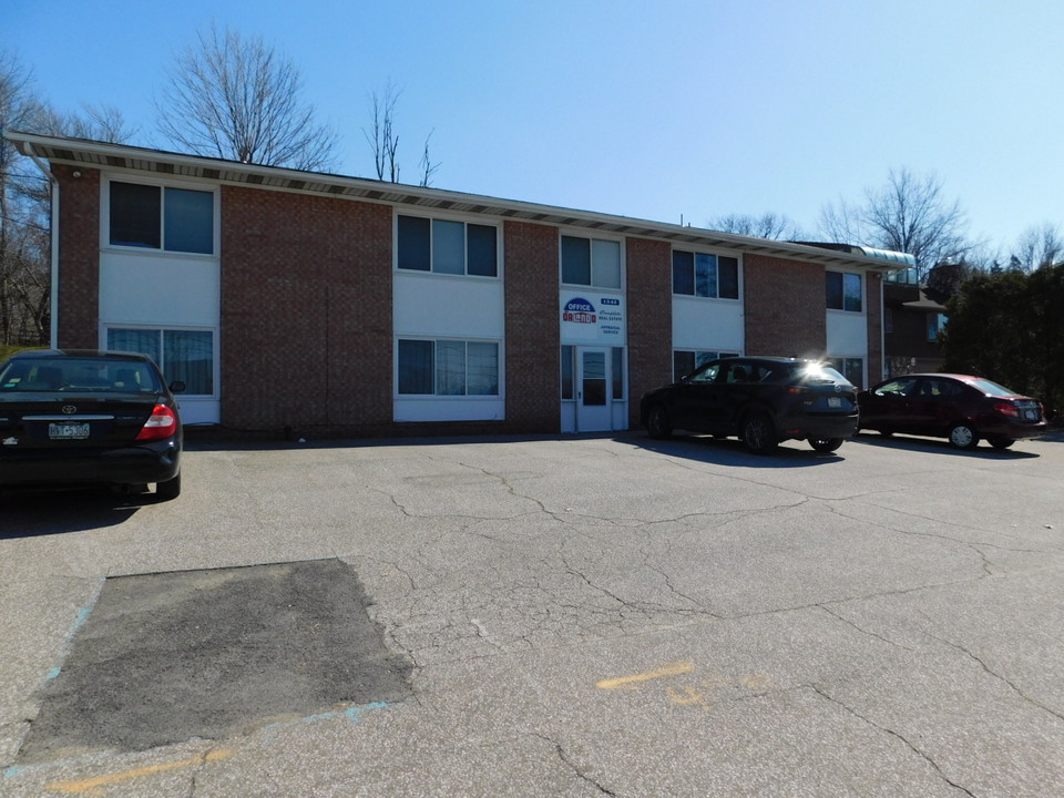 1553 W Grandview Blvd, Unit 1553 in Erie, PA - Building Photo
