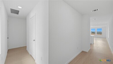 1621 Pile Trl in New Braunfels, TX - Building Photo - Building Photo