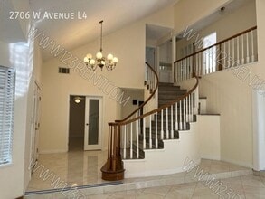 2706 W Ave L4 in Lancaster, CA - Foto de edificio - Building Photo