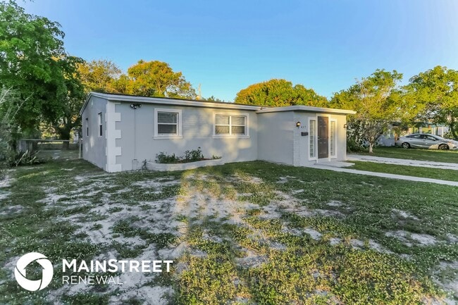 417 SW 22nd Terrace in Fort Lauderdale, FL - Building Photo - Building Photo