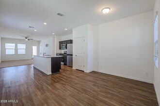 20180 W Mesquite Dr in Buckeye, AZ - Building Photo - Building Photo