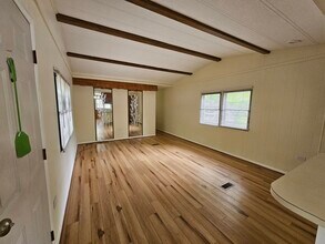 224 Blossom Ln in Utica, NY - Building Photo - Building Photo