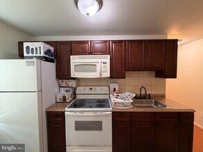 2000 Orthodox St in Philadelphia, PA - Building Photo - Building Photo