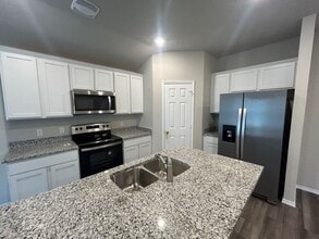 11604 Landis Ct in Lorena, TX - Building Photo - Building Photo