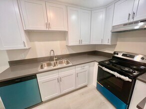 Columbus Terrace in North Hills, CA - Building Photo - Building Photo
