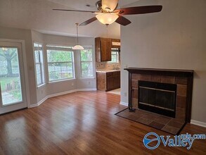 218 Cypress Creek Dr in Madison, AL - Building Photo - Building Photo